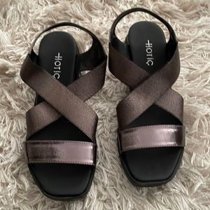 Brand new sandals